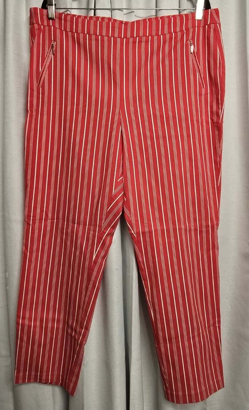 SOHO Apparel Ltd. Women’s Plus 2X Red/White Striped Ankle Pull On Pants